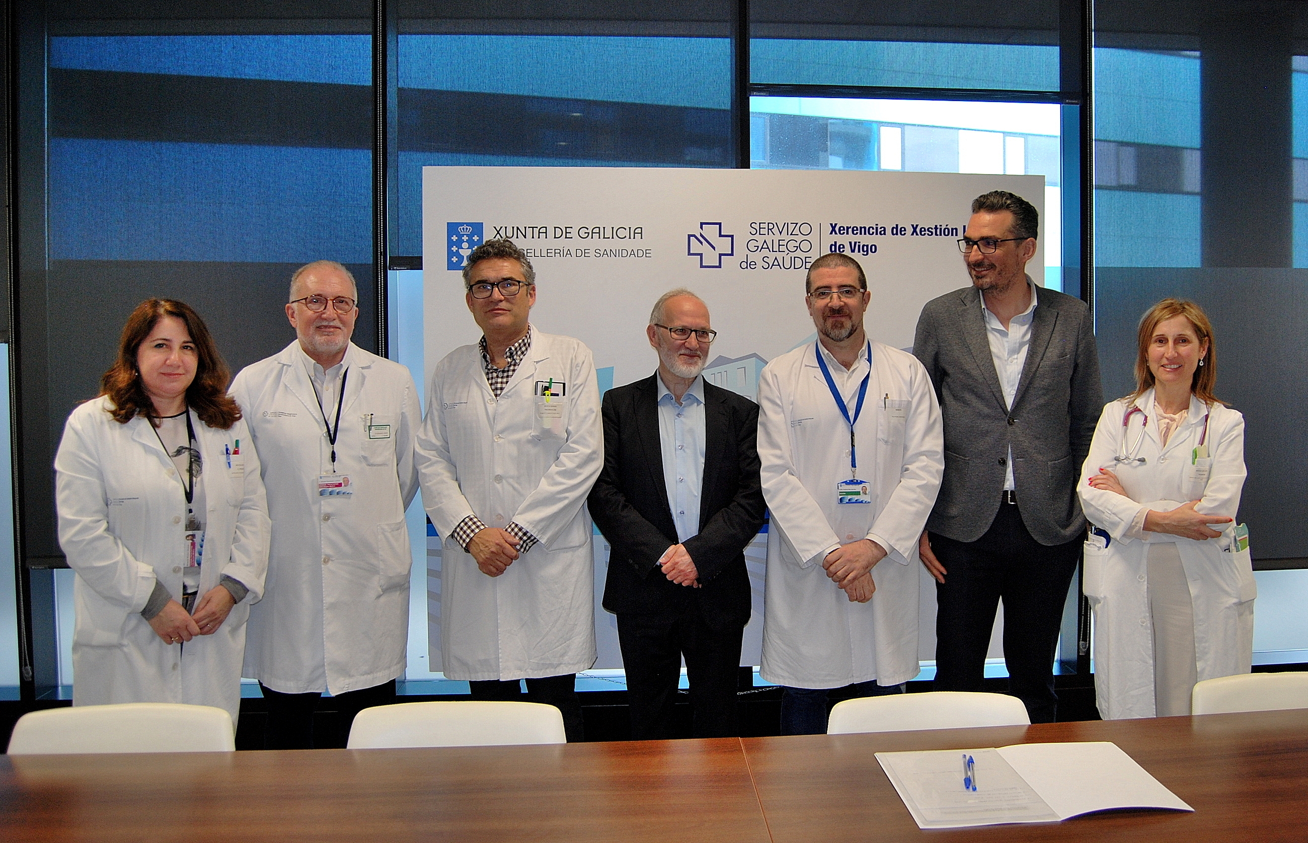 La firma de un acuerdo de colaboración con el Hospital Álvaro Cunqueiro permitirá el desarrollo de Viaje hacia la Vida en Vigo