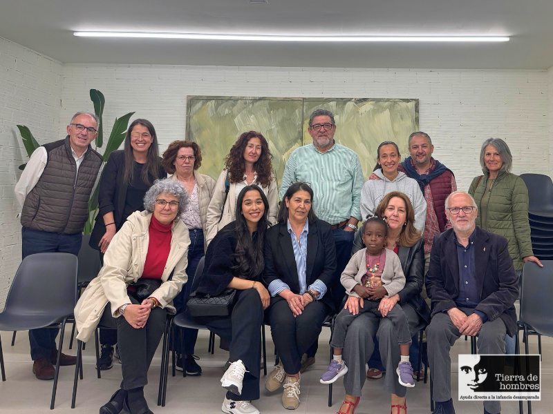 Reunión en Santiago de Compostela: despedida a la pequeña Abra y organización de próximos eventos solidarios