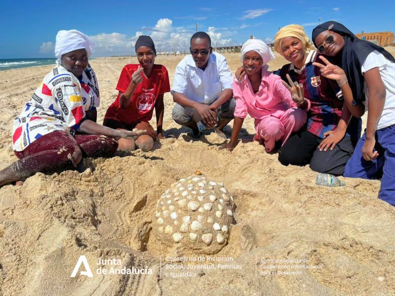 Formación de 30 niñas y niños sobre los derechos del niño, las competencias de vida y la igualdad de género en Nuakchot.